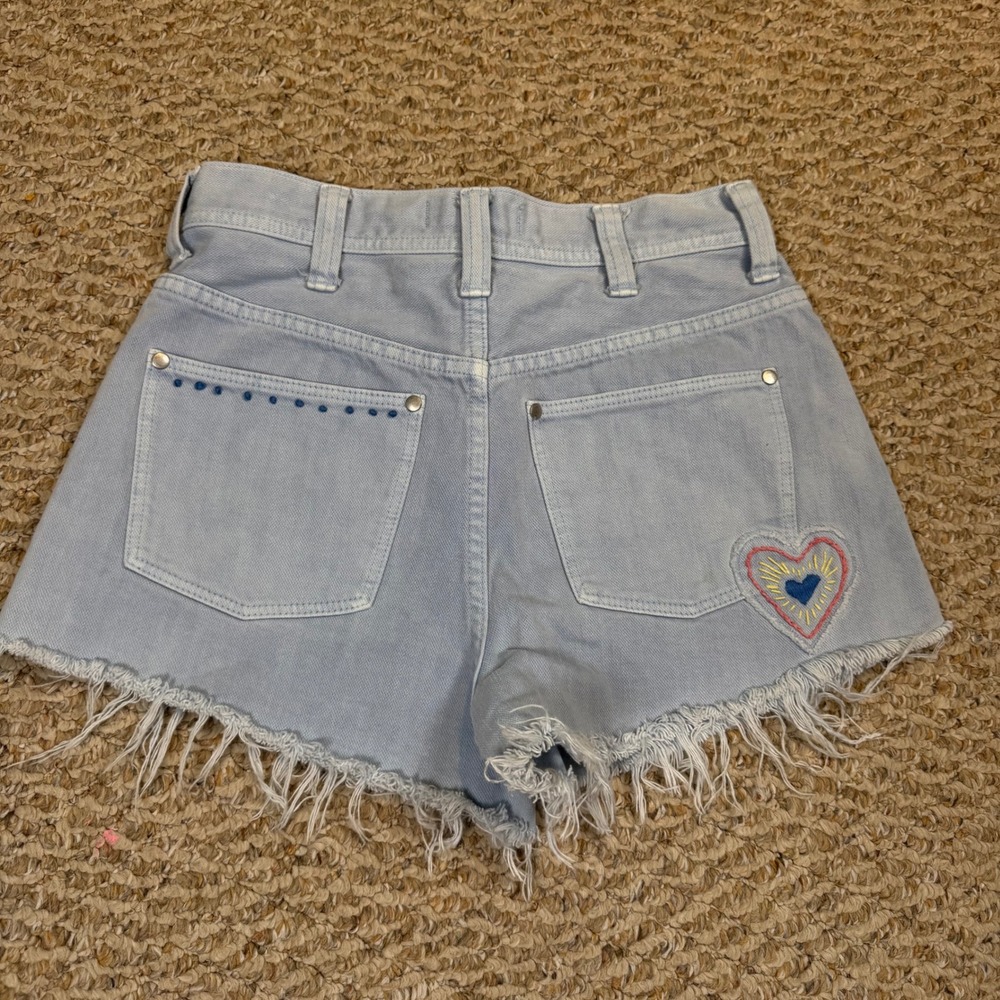 Madewell x When I Was From Blue Light Wash Heart Patch Cut Off Denim Shorts 24